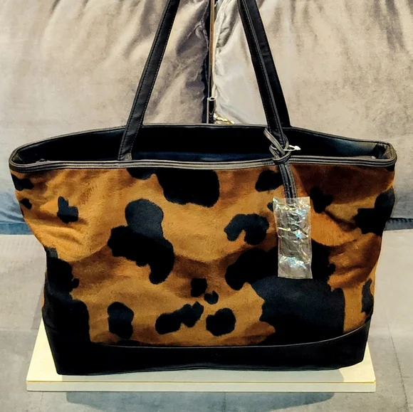 NWOT BUENO CALF HAIR ANIMAL PRINT 3 COMPARTMENT MESSANGER BAG TOTE BROWN & BLACK - Picture 2 of 16